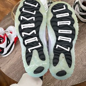 Kids Jordan 11 Legend Blue Low